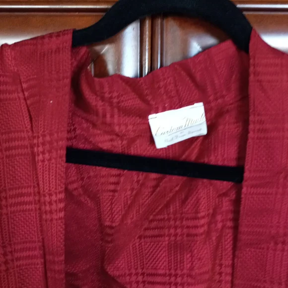 Silk Robe - Picture 2 of 4